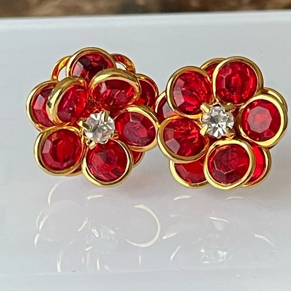 Vintage Red Crystal Rivière Layered Blooming Flower Goldtone Post Stud Earrings